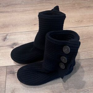 UGG 3 Button Wool Cardi Short Black Knit Button Boots- EUC-